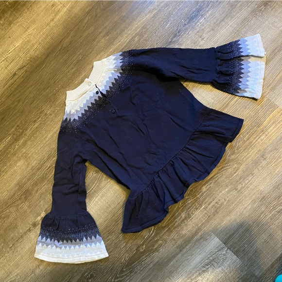 Bell Sleeve and Peplum Sweater - Picture 9 of 10